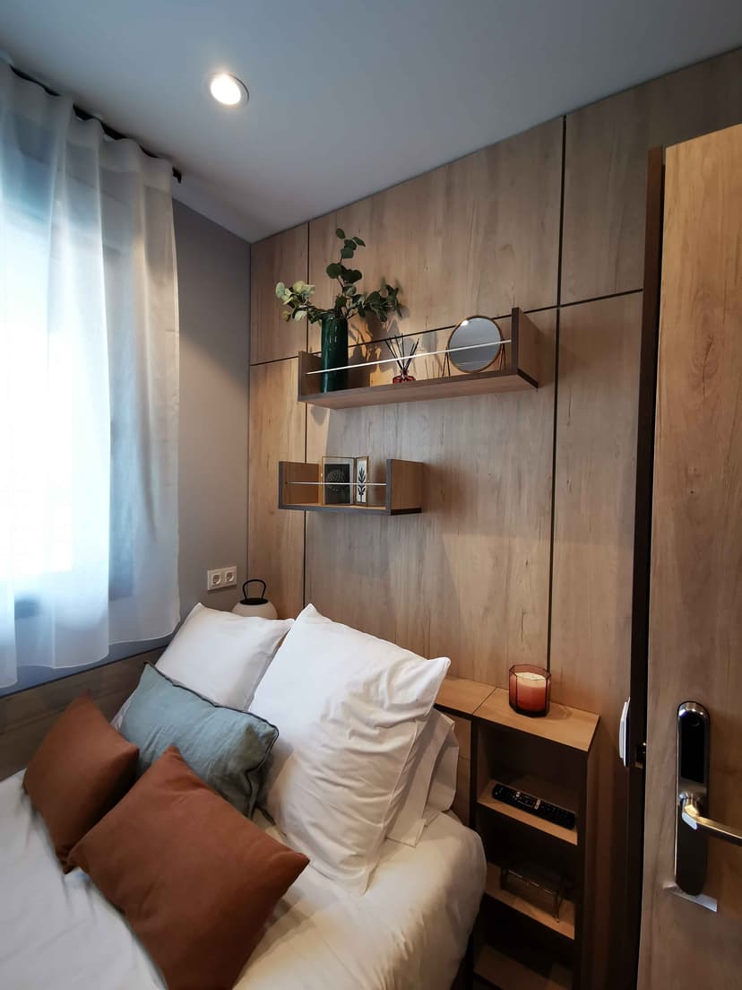 Pozuelo Platinum P. Room in Apartment Terrace-2 - Image 1