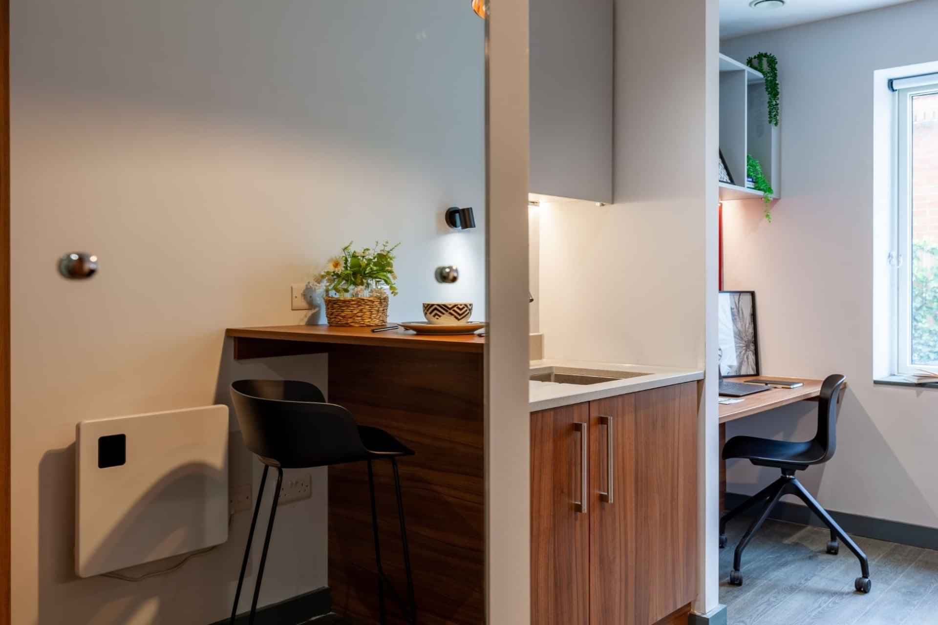 Classic Studio Ground & 1st Floor - Image 6