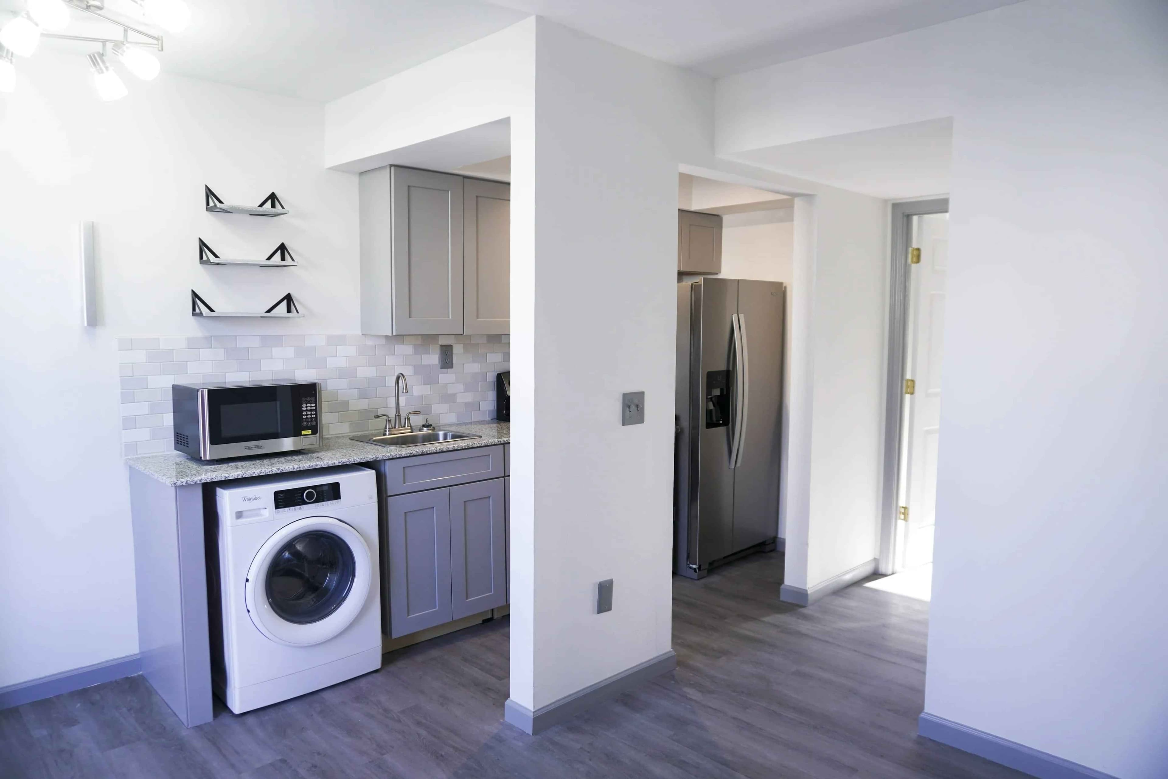 Flat - The Hideaway (1 Bed 1 Bath) - Image 1