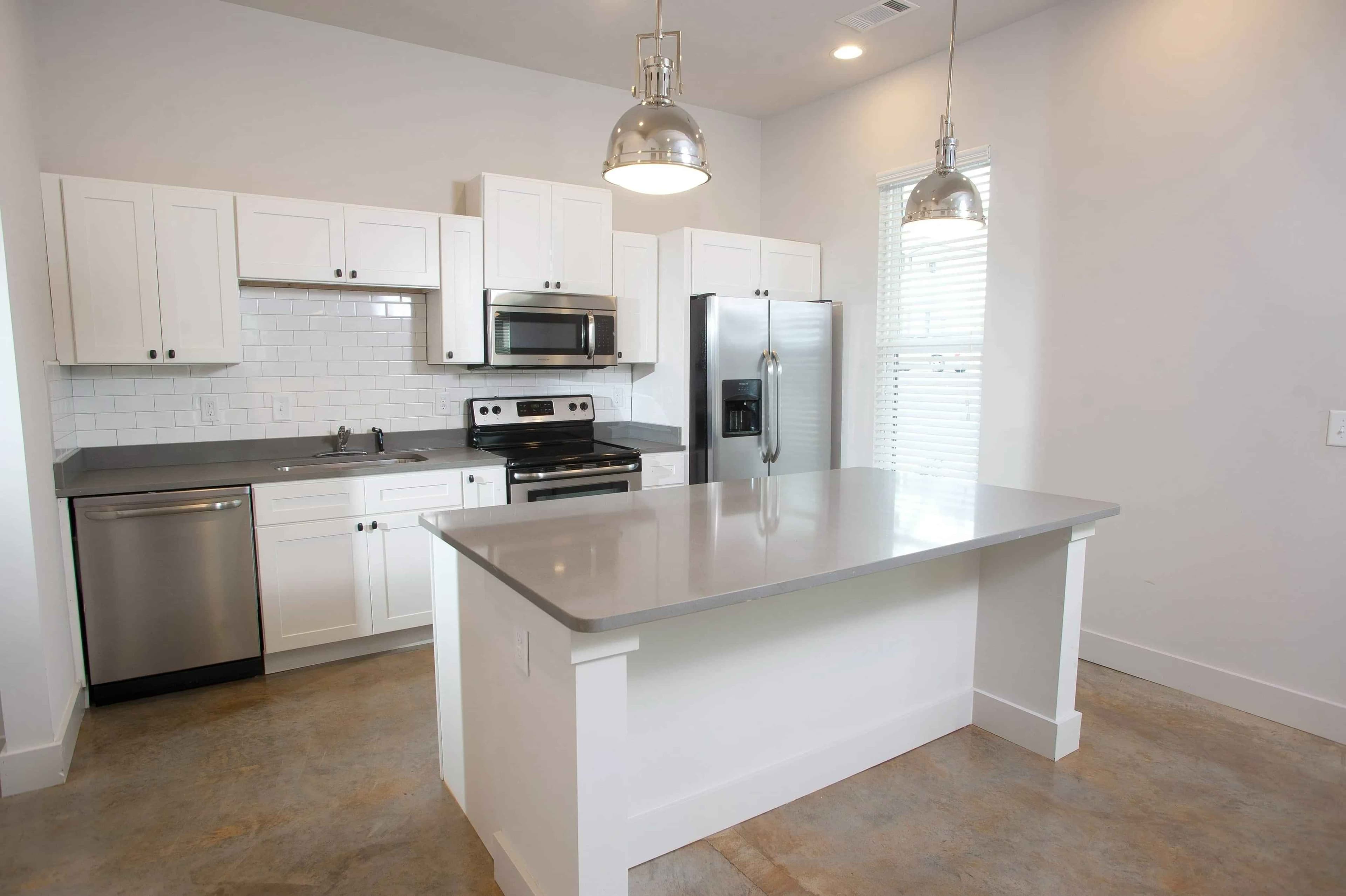 The Brick House - The Estate (4 Bed 4 Bath) - Image 3