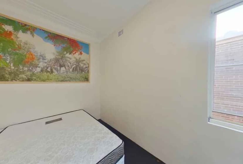 Room 1 - Image 5