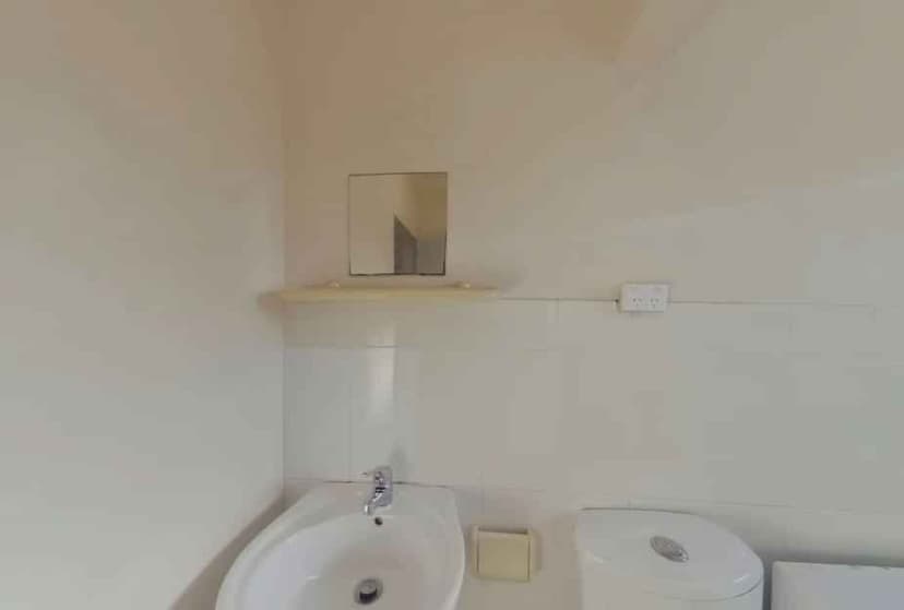 Room 1 - Image 11
