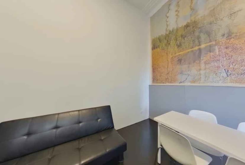 Room 1 - Image 4