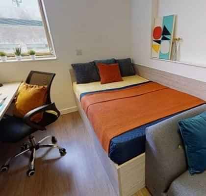  Bronze En Suite - Image 2