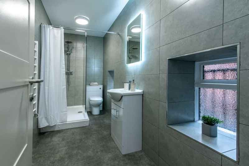 4 Bed Cluster Apartment - Image 4