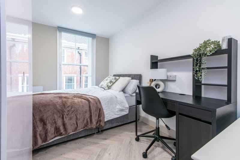 4 Bed Cluster Apartment - Image 1