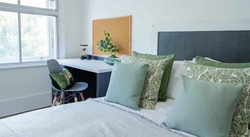 Standard Studio - Image 1