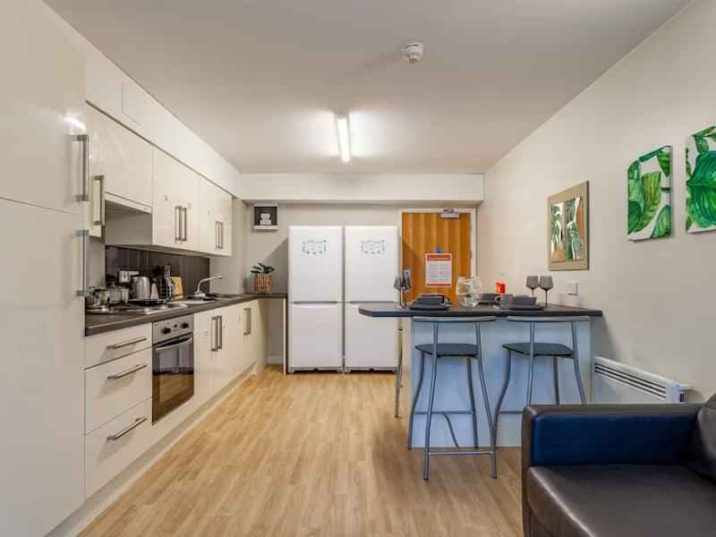 Classic Ensuite - Image 4