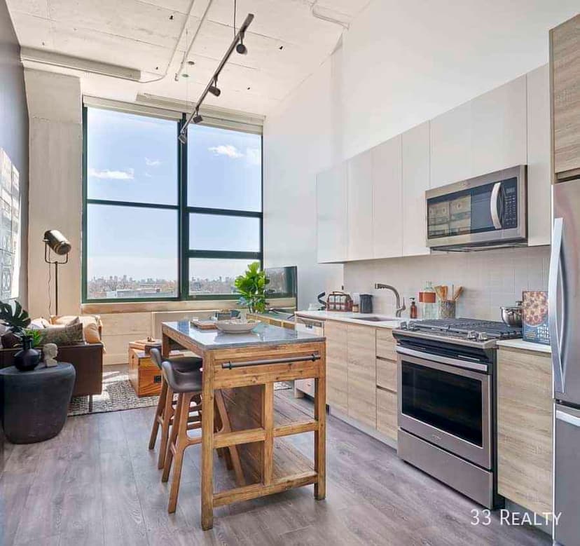 2 Beds 2 Baths - Image 4