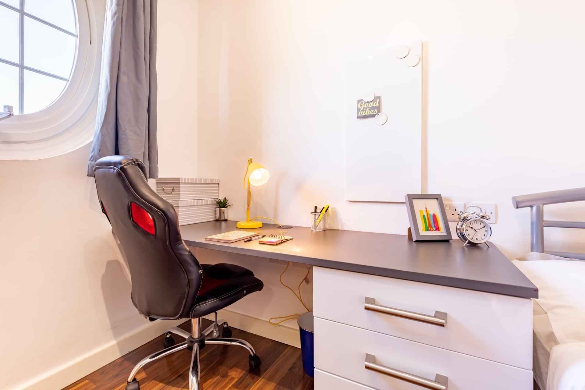 2 Bed Ensuite - Image 4