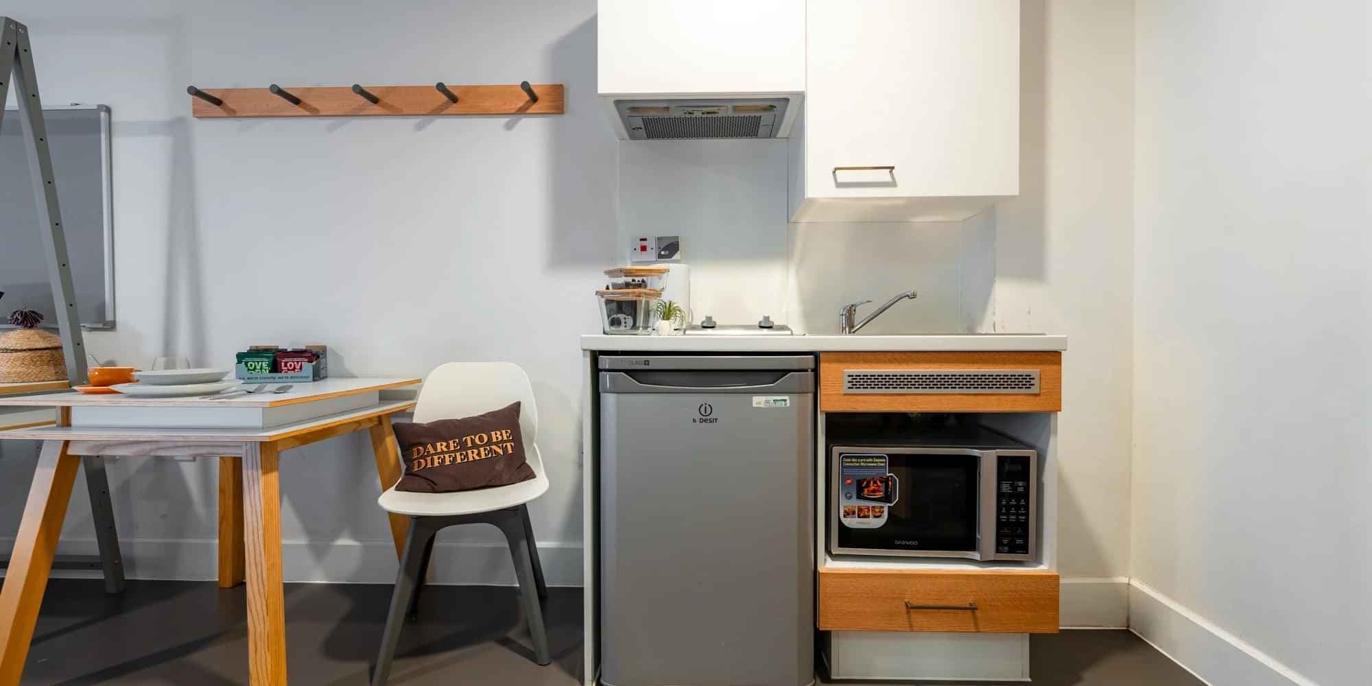 Gold Studio Lower - Image 2