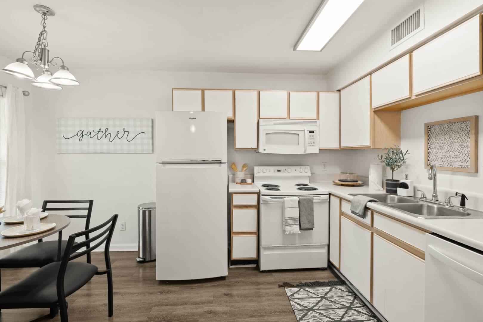 1 Bedroom 1 Bathroom - Image 10