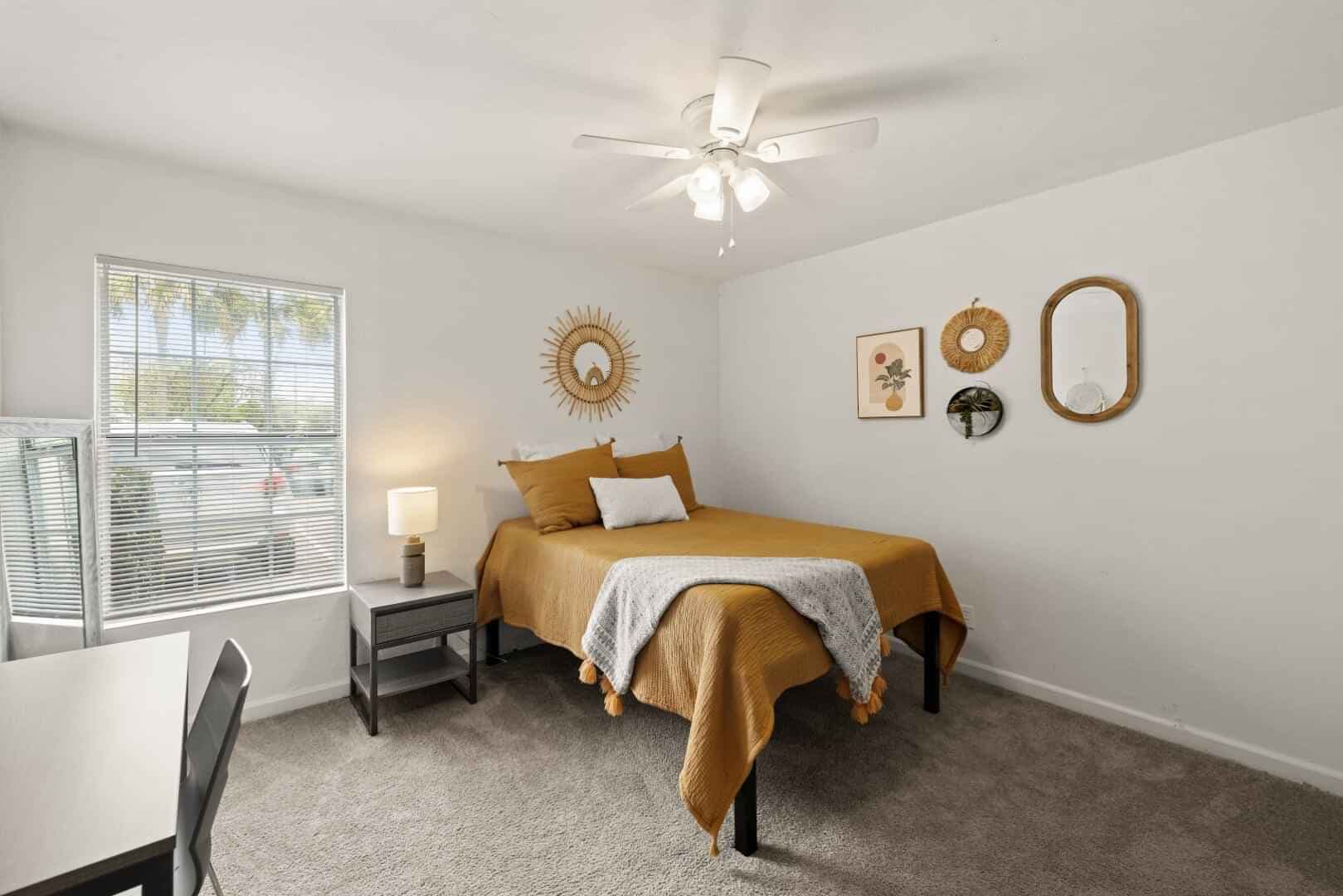 1 Bedroom 1 Bathroom - Image 3