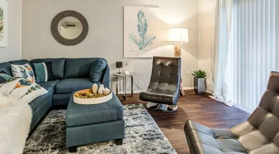 2 Bedroom 2 Bathroom - Image 1