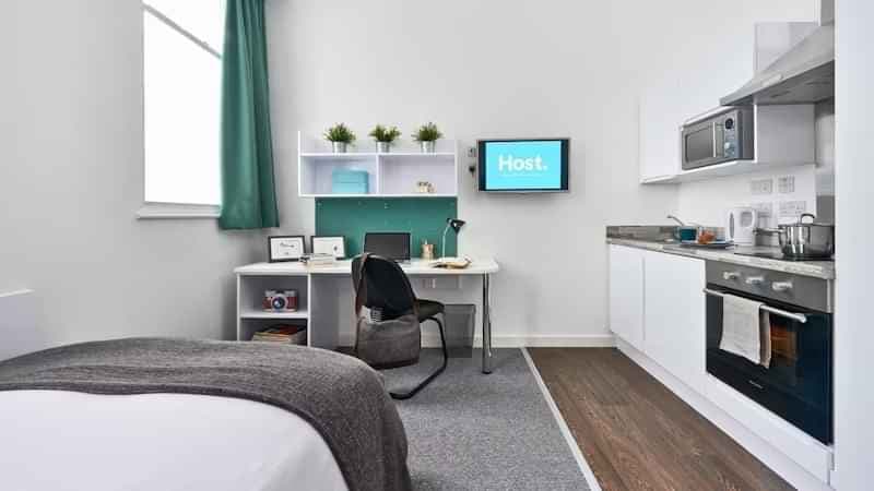 Premium Studio - Image 3