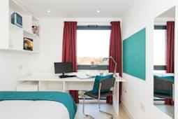 Ensuite Silver Classic