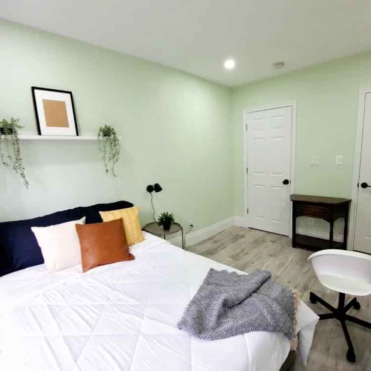 Bluejay Room( 1 Bed 1 Bath ) - Image 4