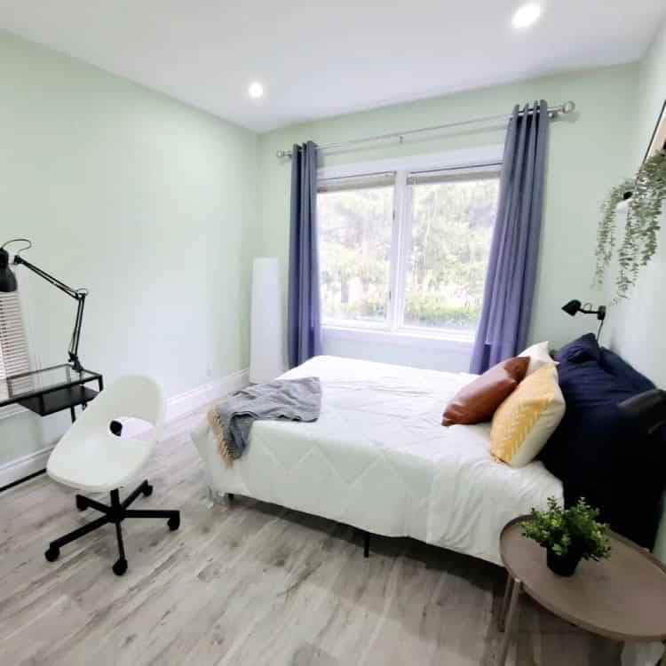 Bluejay Room( 1 Bed 1 Bath ) - Image 3
