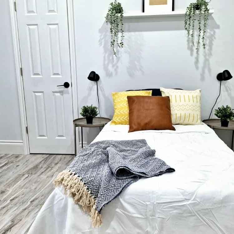 Starling Room( 1 Bed 1 Bath ) - Image 3