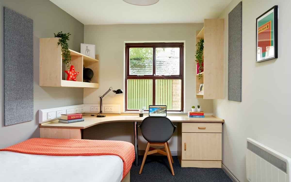 Premium 1 Plus En-suite  - Image 1