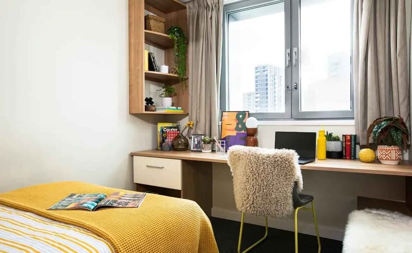  Premium Range 2 Ensuite - Image 2