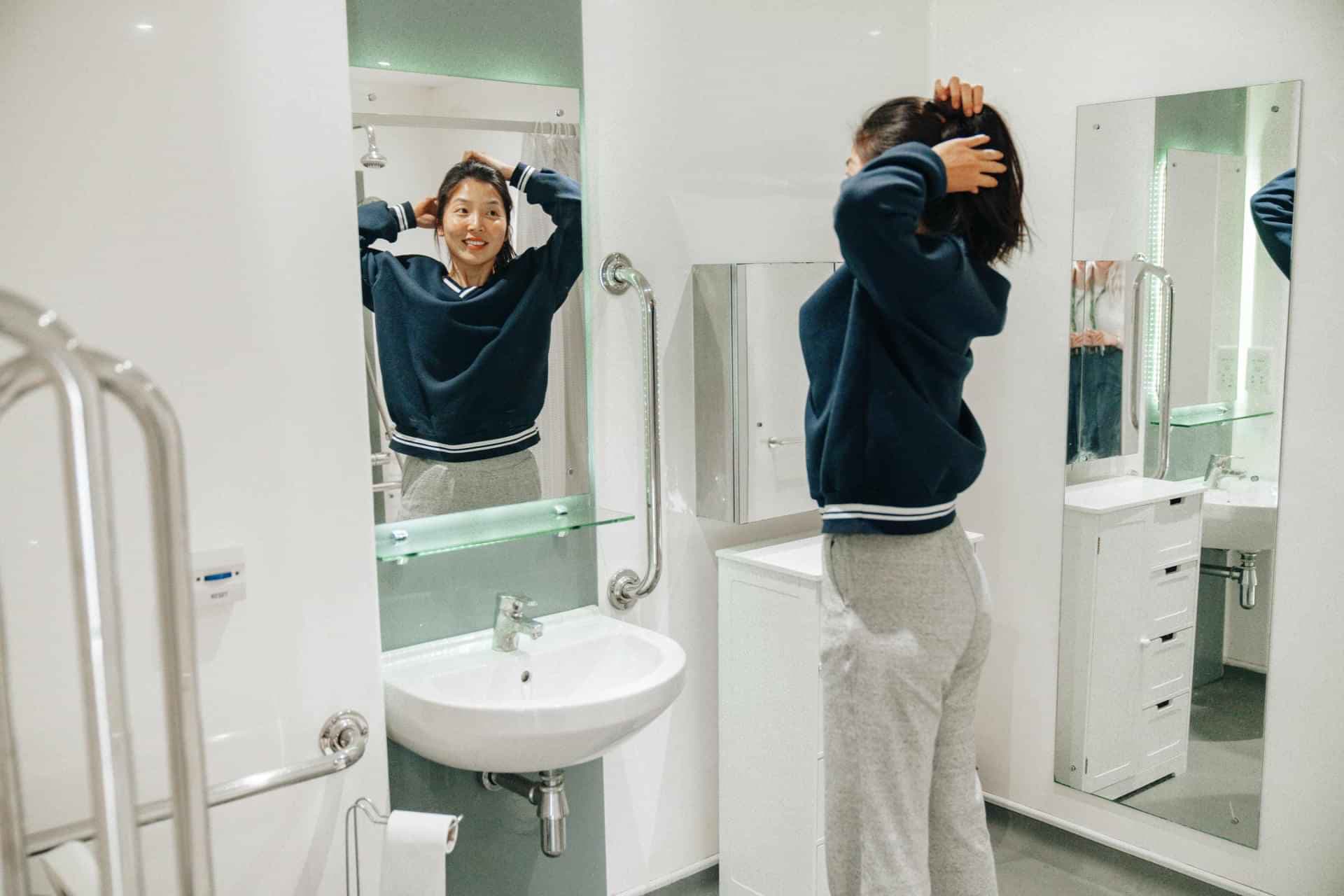 Gold En Suite - Image 7