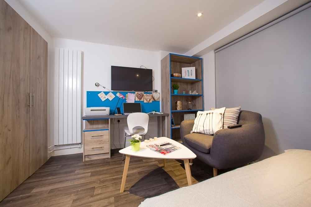 Premium Studio  - Image 2