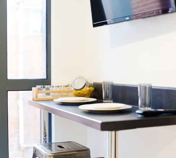Two Bed Apartment Silver (Shared) - Image 7