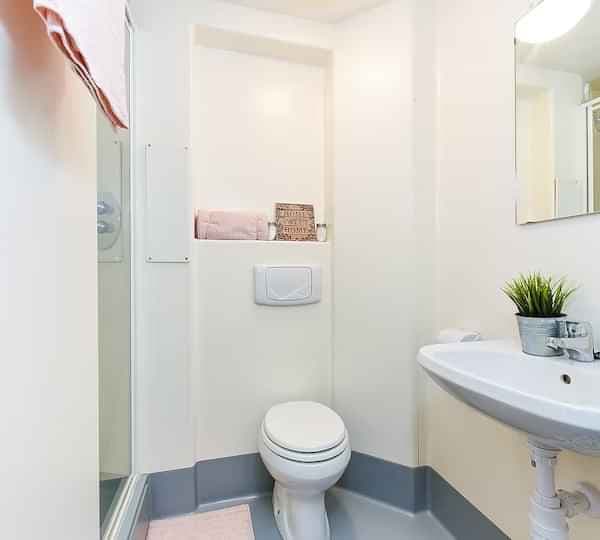 Ensuite Bronze - Image 2