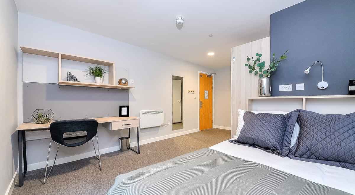 Premium Ensuite - Image 1