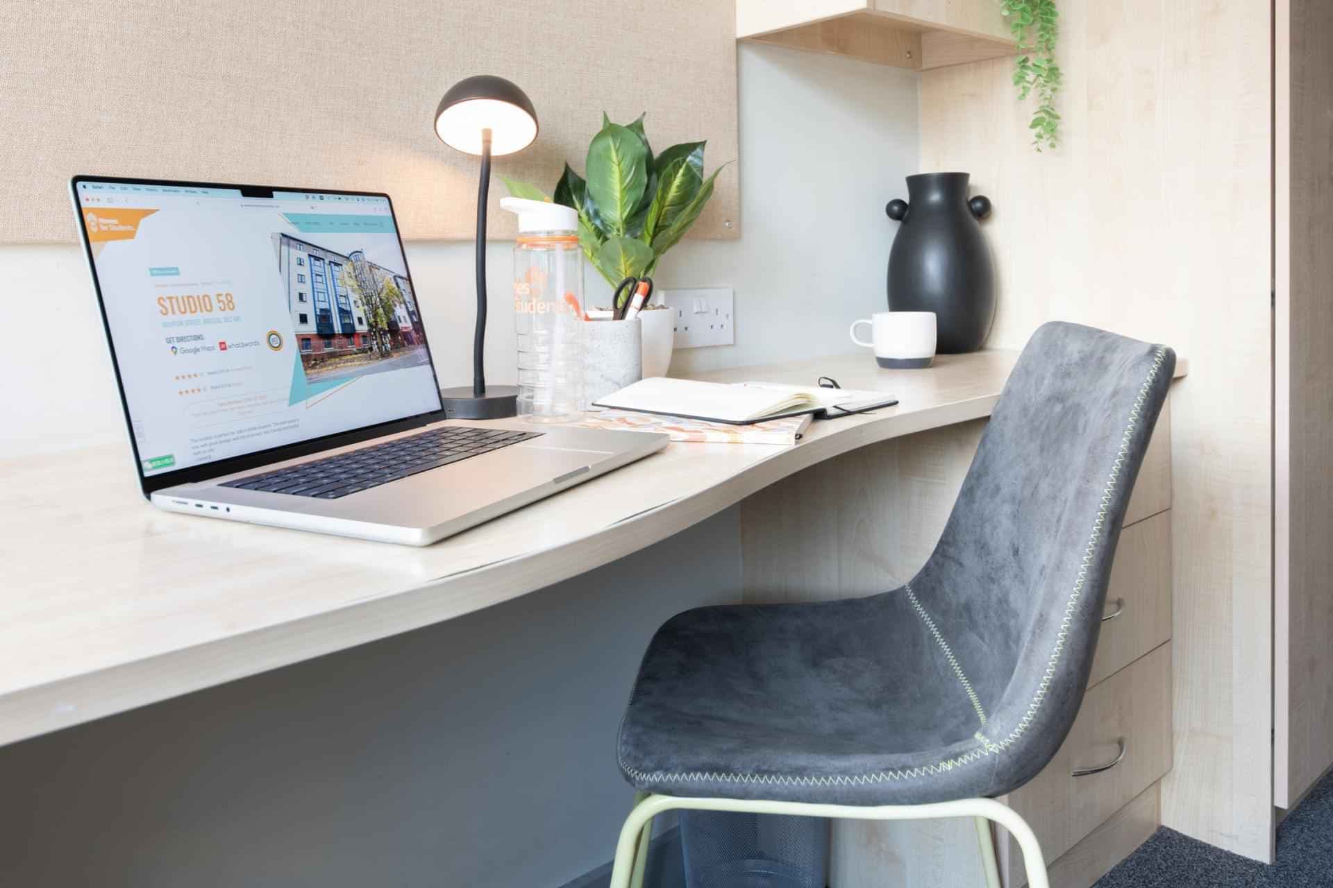 Premium Studio - Image 3