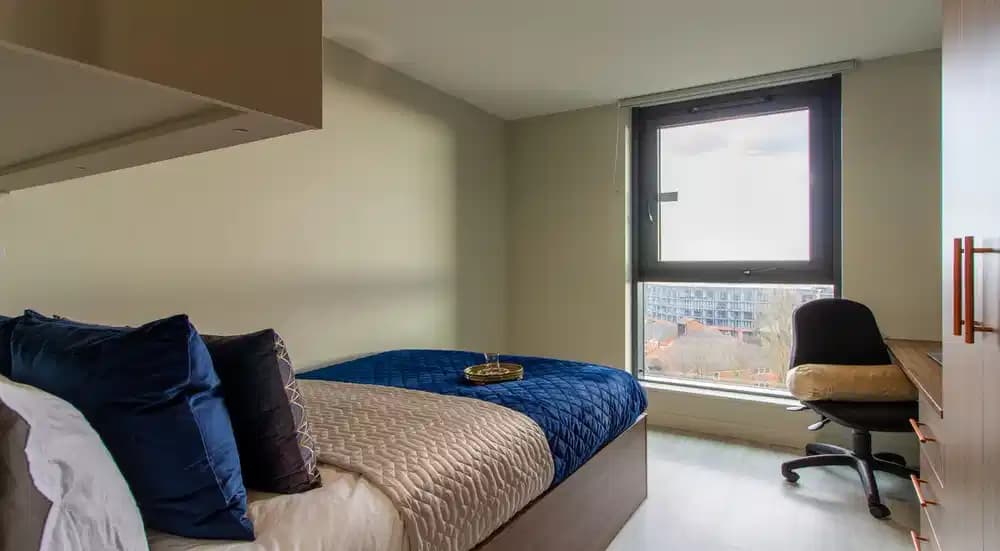 Premium City View Studio - Image 1