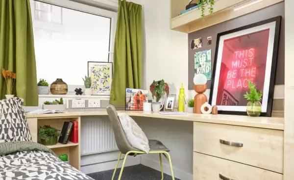 Premium Range 2 Ensuite - Image 2