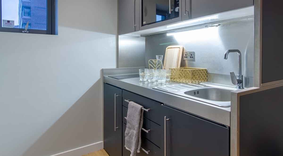 2 Bed Apartment - Image 2