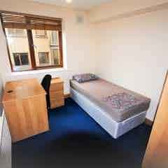 Single Ensuite - Image 1
