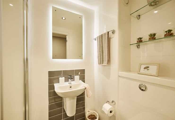 Platinum Ensuite - Image 5