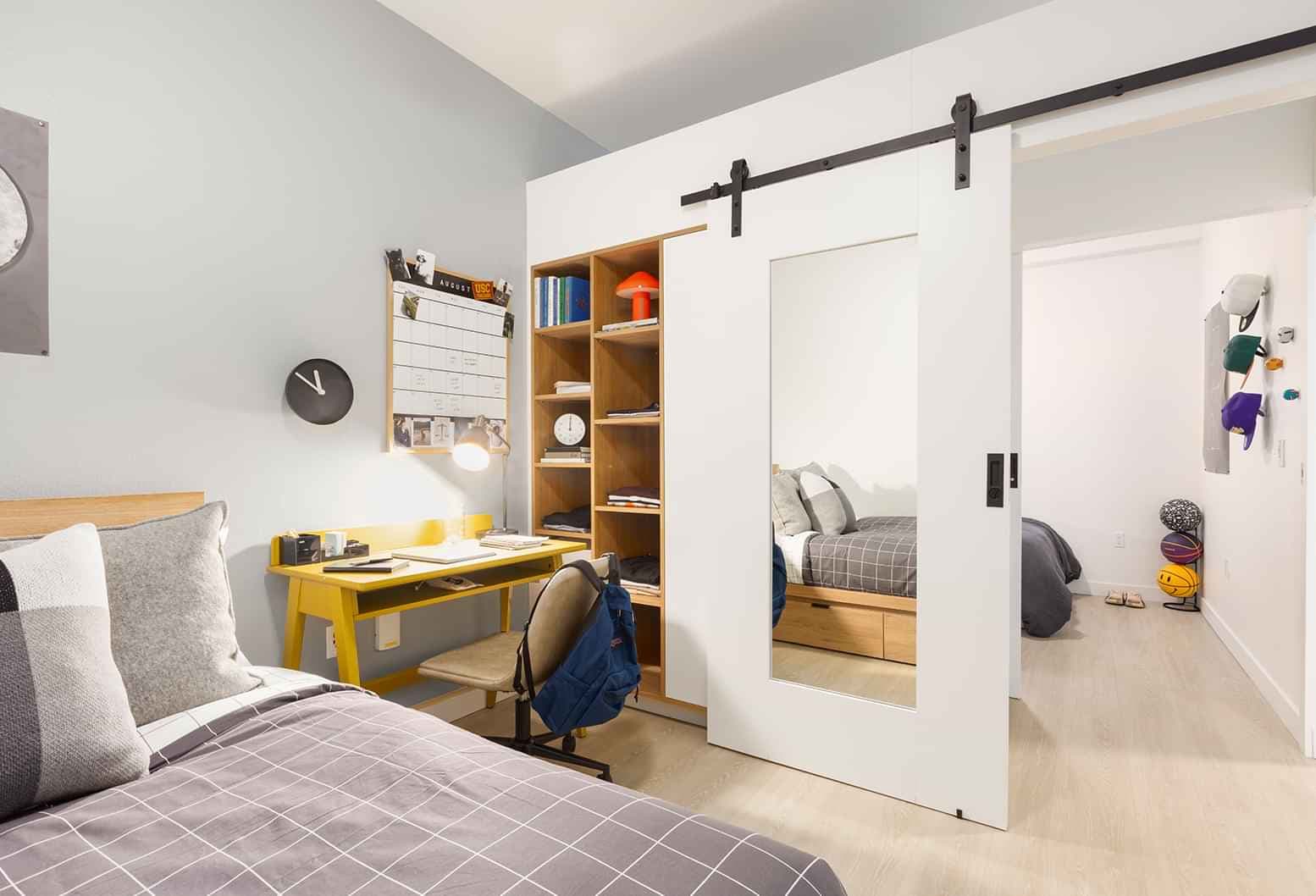 2 Bed 2 Bath - Image 3