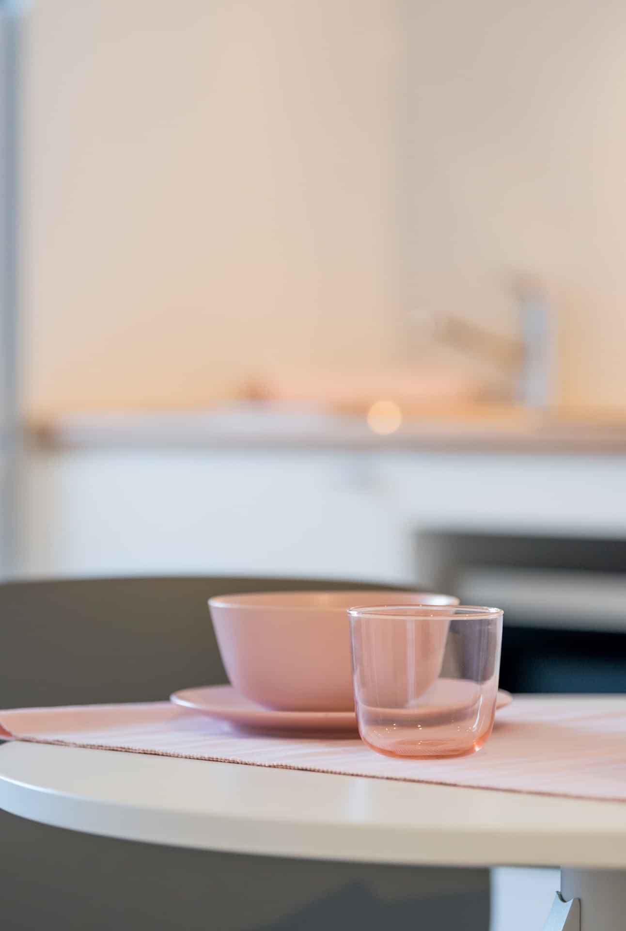 2 Bedroom Shared Bathroom, King Single Bed - Image 9