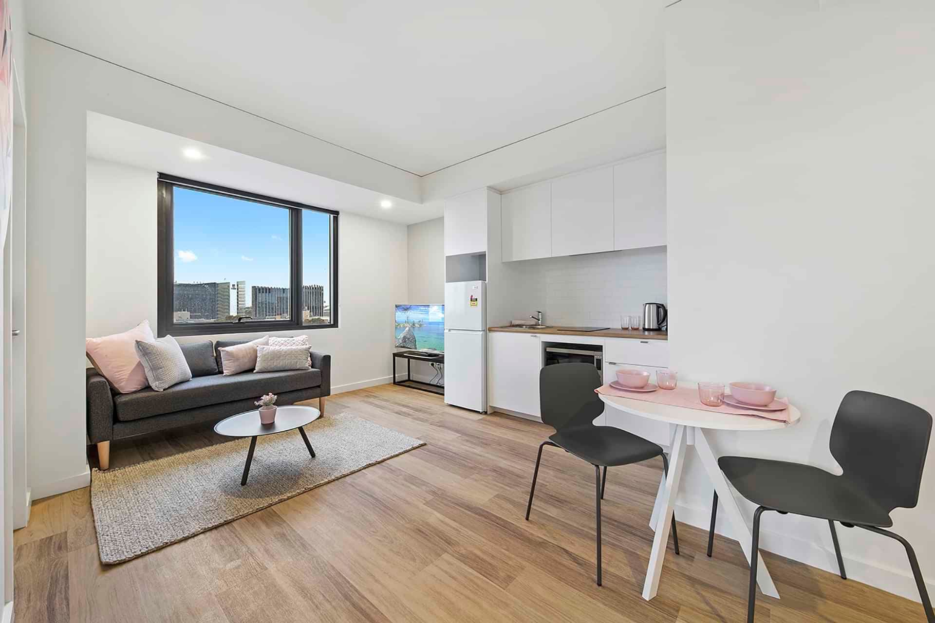 2 Bedroom Shared Bathroom, King Single Bed - Image 22