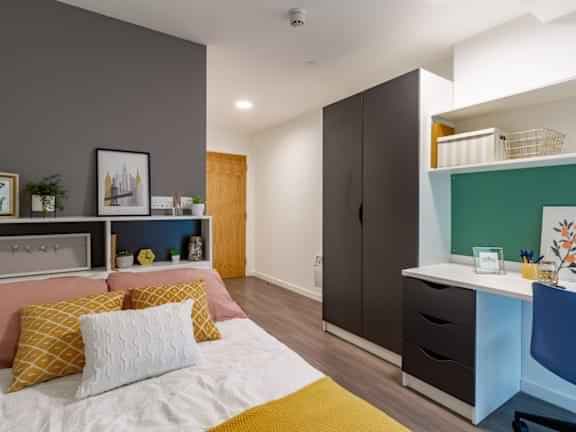 Skyline Bronze Premium Ensuite