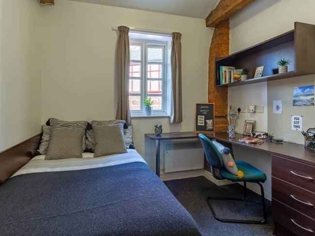 Premium Non Ensuite - Image 1