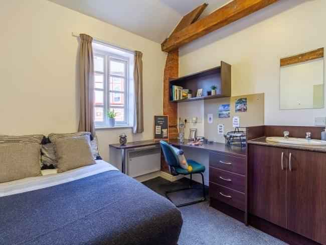 Premium Non Ensuite - Image 3