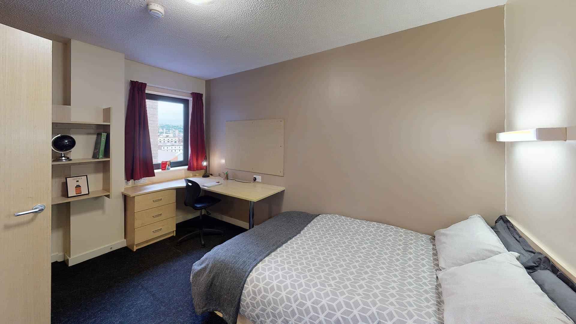 Classic 5 Bed Ensuite Plus - Image 1