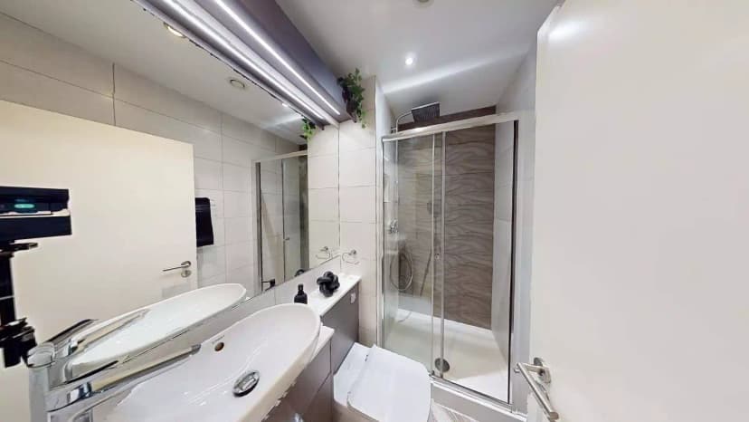 Platinum Studio - Image 8