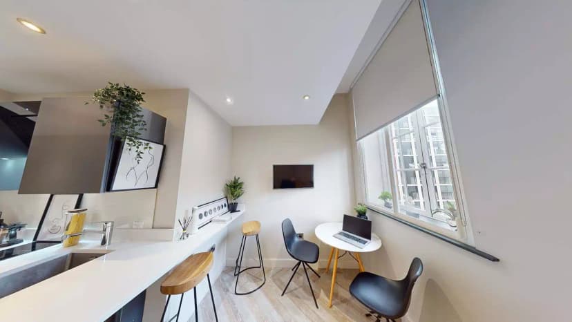 Platinum Studio - Image 7