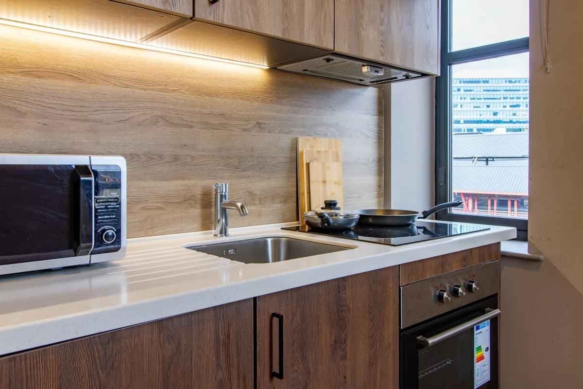 Silver Studio - Image 2