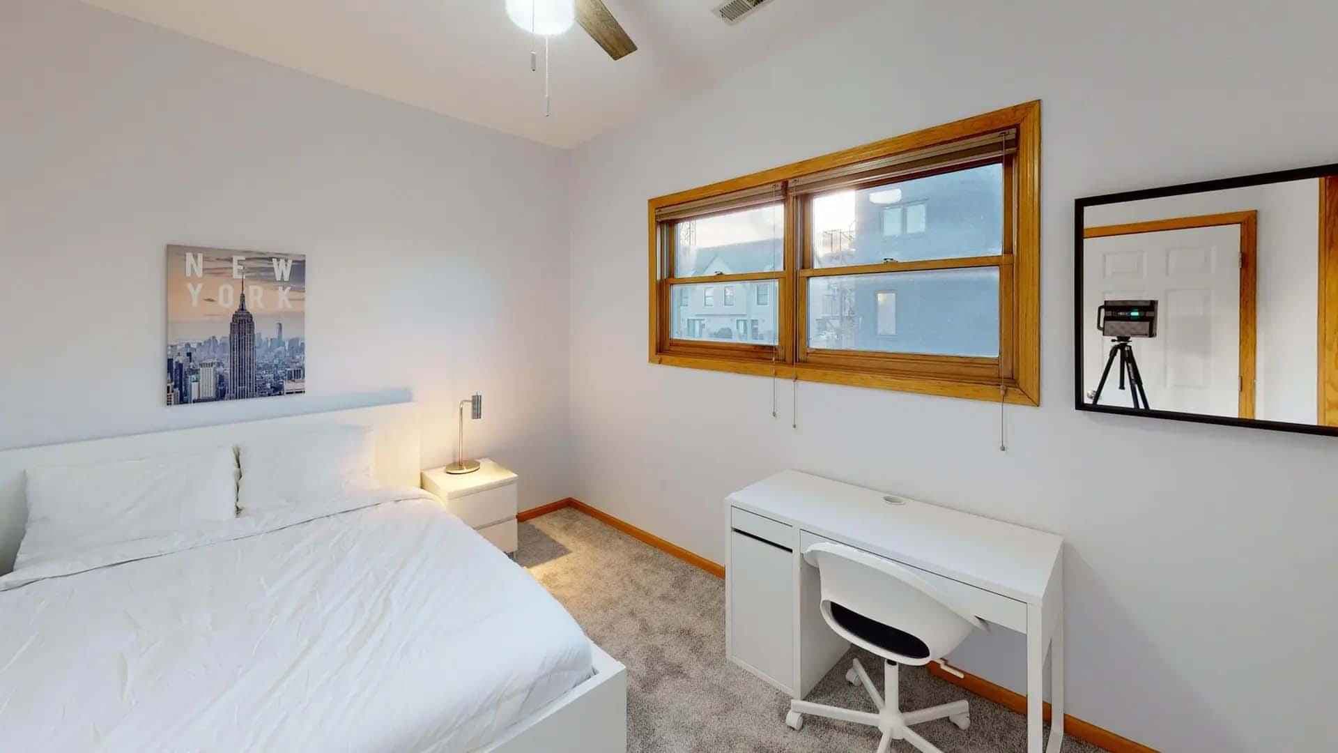 #1483B : West Town - Image 8