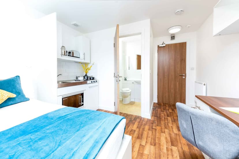 Standard Ensuite