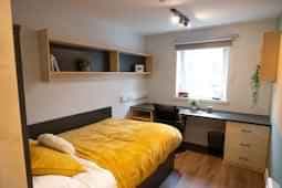 Ensuite Silver - City View