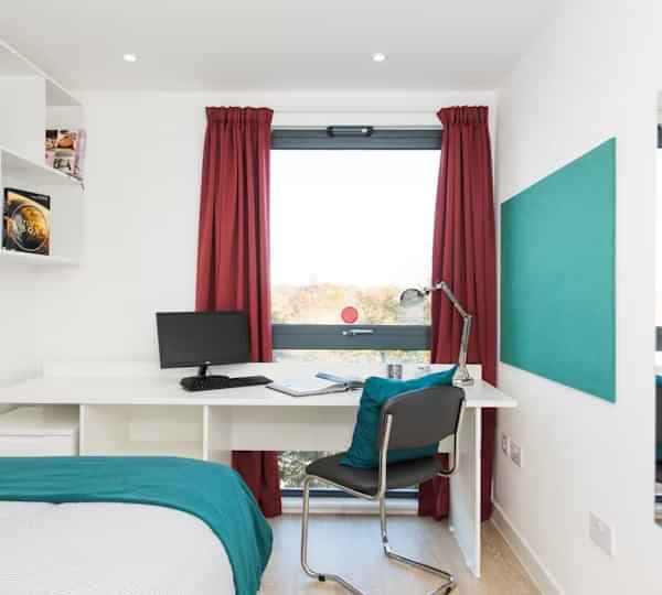Ensuite Silver - Image 2